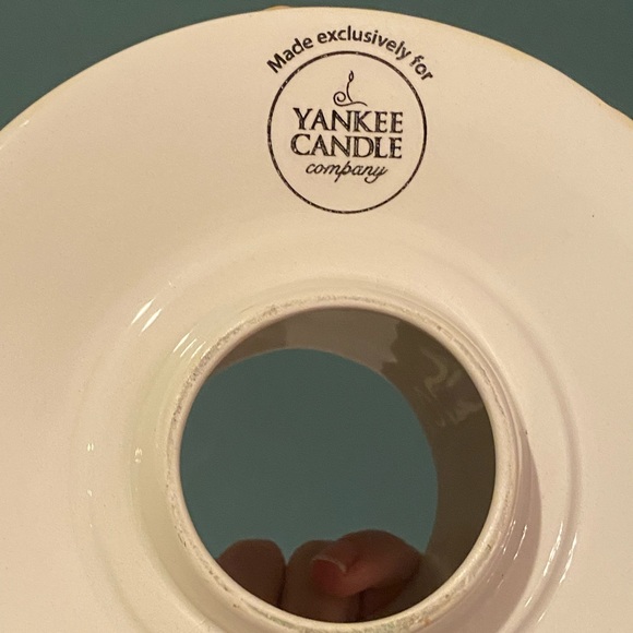 Yankee Candle Large Christmas Holiday Snowman Candle Shade - Picture 5 of 5